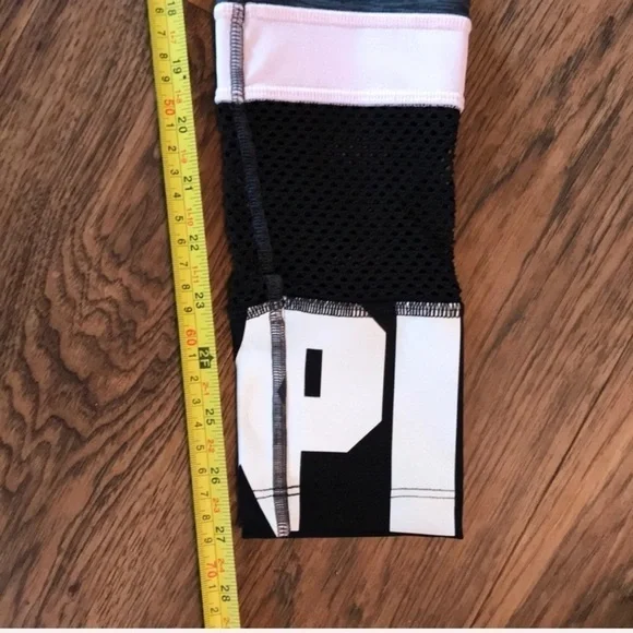 VS PINK Ultimate High-Waisted Leggings